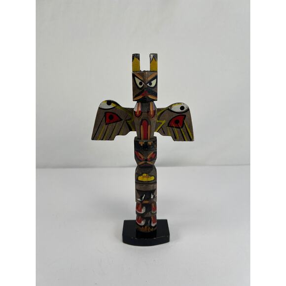 Vintage Souvenir - Hand Painted Totem Pole with Moveable Wings - Giftco Japan - Picture 1 of 6